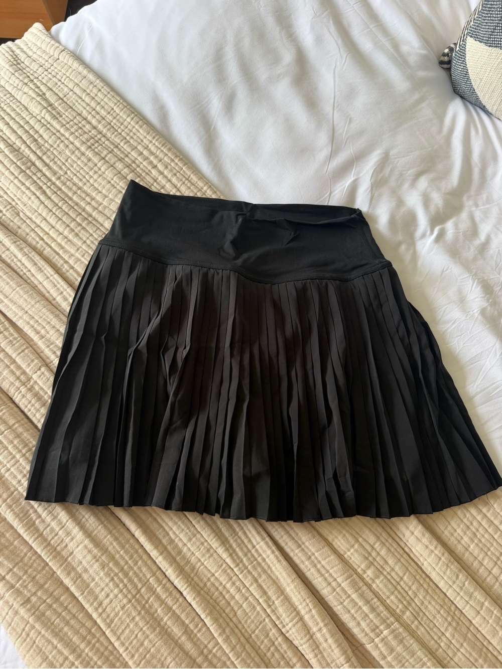 Black Athletic Pleated Skirt - Size M